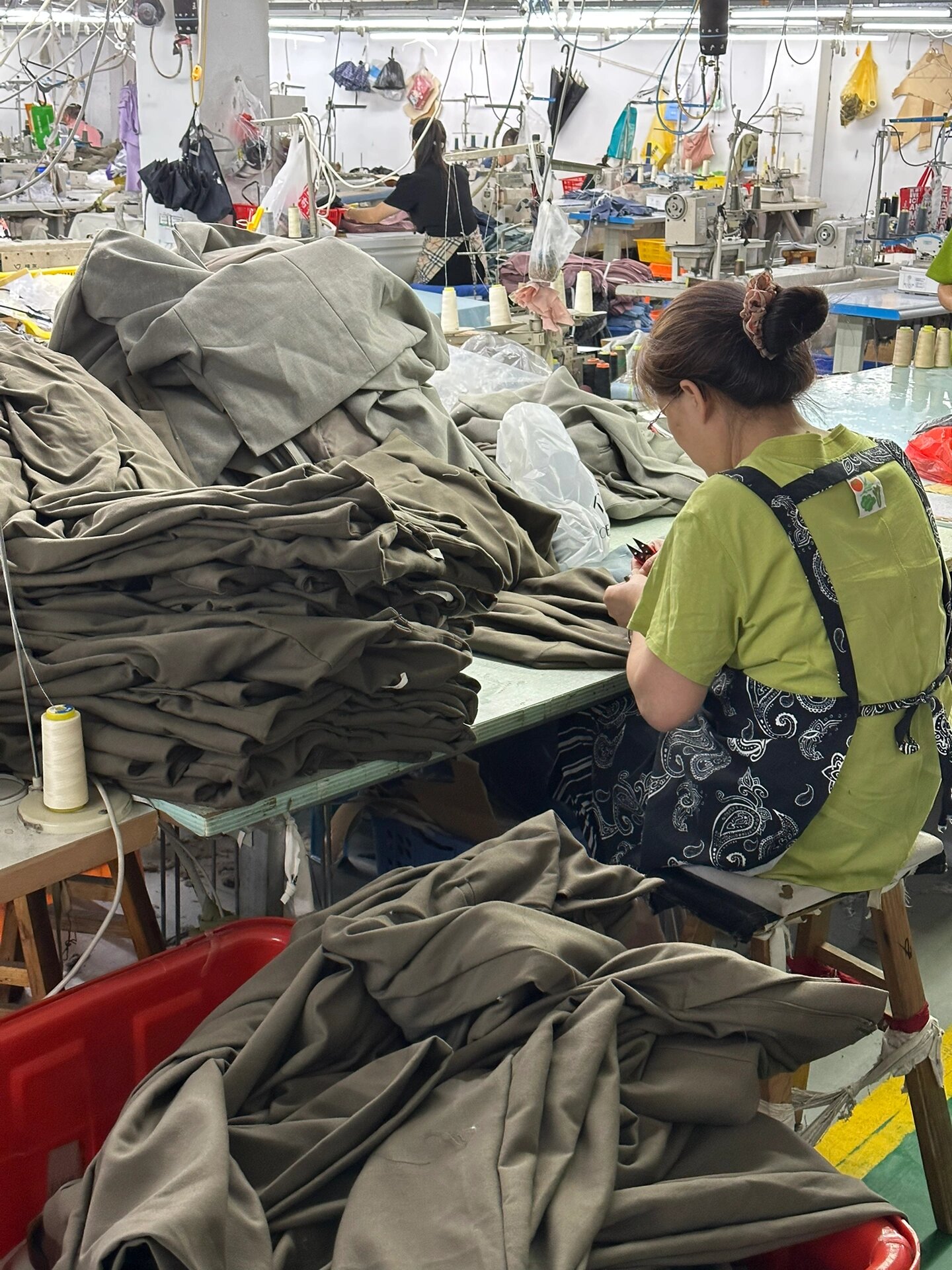 从传统到创新 一家服装厂的转型之路