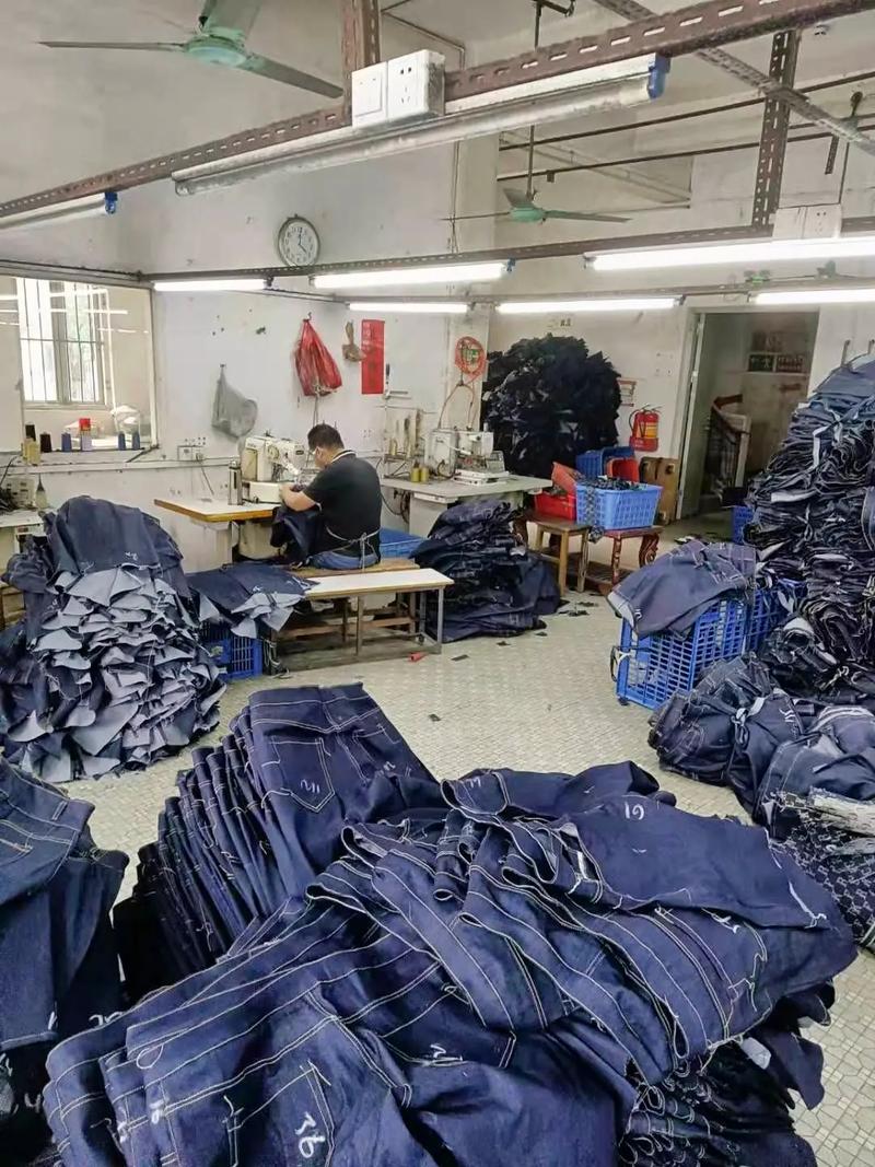 牛仔服装厂 从生产到零售的产业链解析