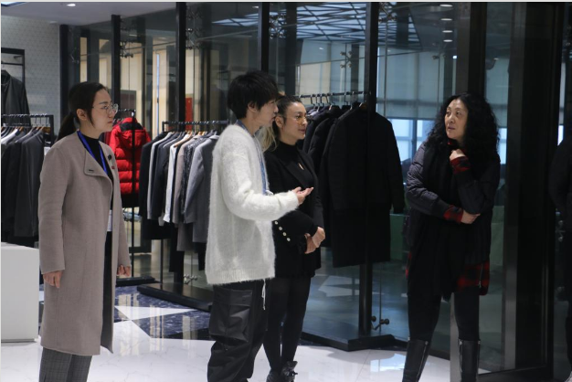 浙江巴鲁特服饰 打造卓越的服装服饰零售新体验
